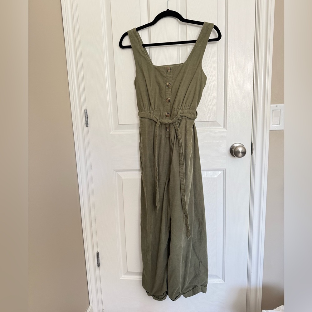 AE Olive Green Button-Front Wide-Leg Jumpsuit/Overalls
